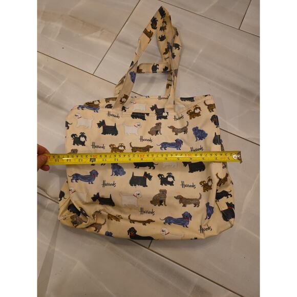 Harrods Iconic Dog Small Tote Bag - Picture 7 of 16